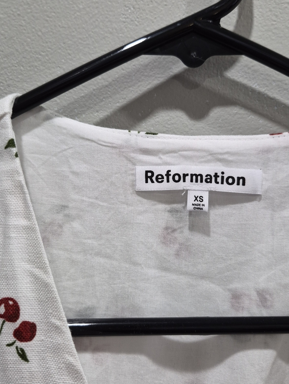 Reformation Weiss Linen Dress Cherry Pit - Picture 5 of 9